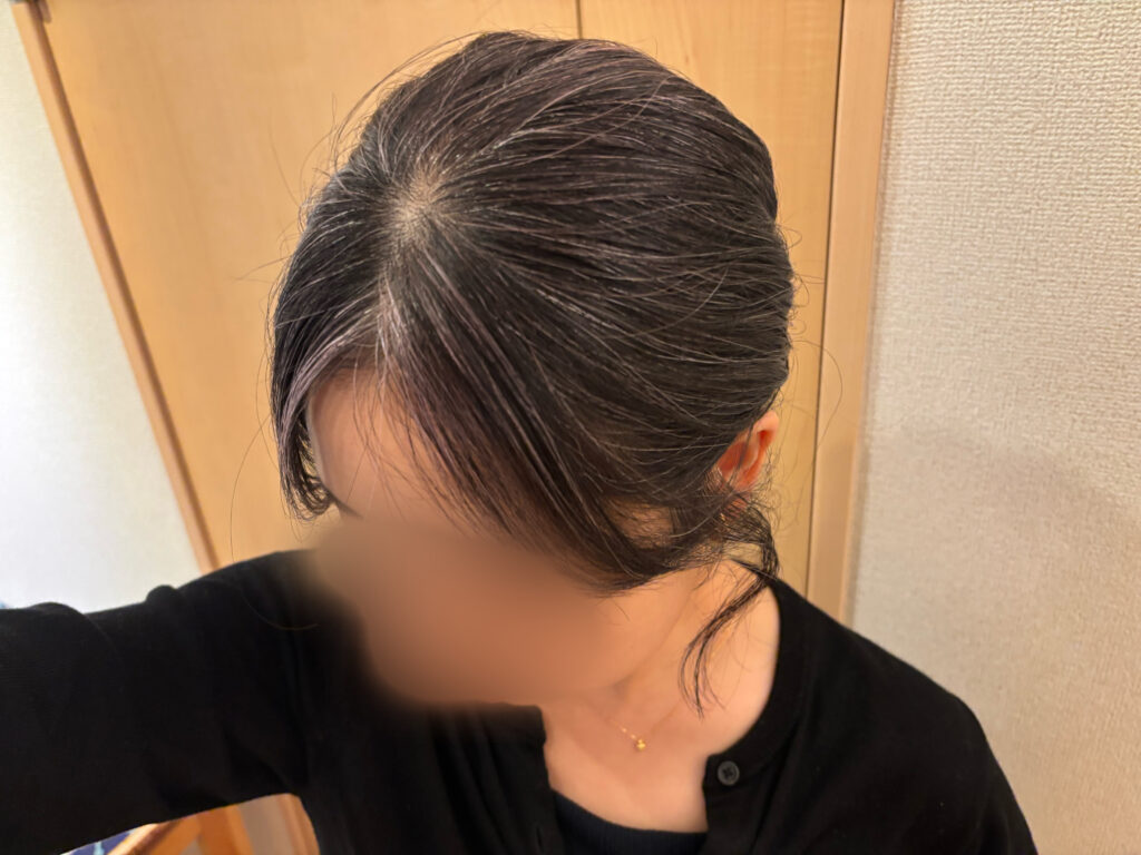30代　グレイヘア移行中